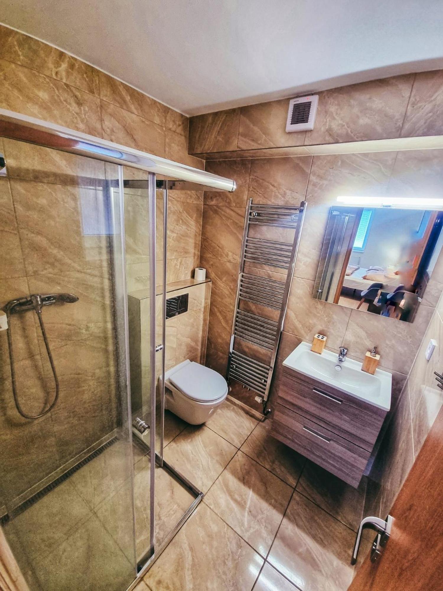 Ubytovani U Parku Леднице Экстерьер фото
